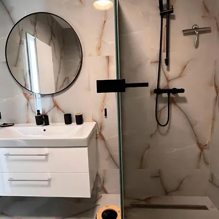 Klimatizovany Apartmanovy Dom S Virivkou, 9b *