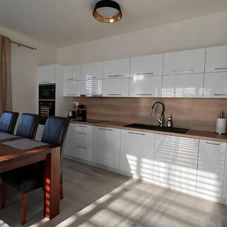 Klimatizovany Apartmanovy Dom S Virivkou, 9b Сasa de vacaciones