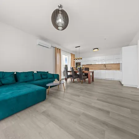 Feriehus Klimatizovany Apartmanovy Dom S Virivkou, 9b *