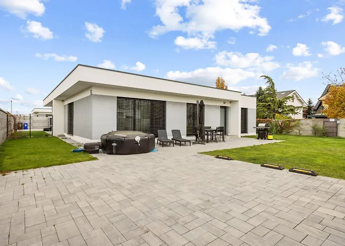 Casa de Férias Klimatizovaný Apartmánový Dom S Vírivkou, 9b