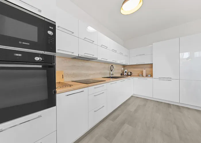 بيت للعطل Klimatizovany Apartmanovy Dom S Virivkou, 9b *